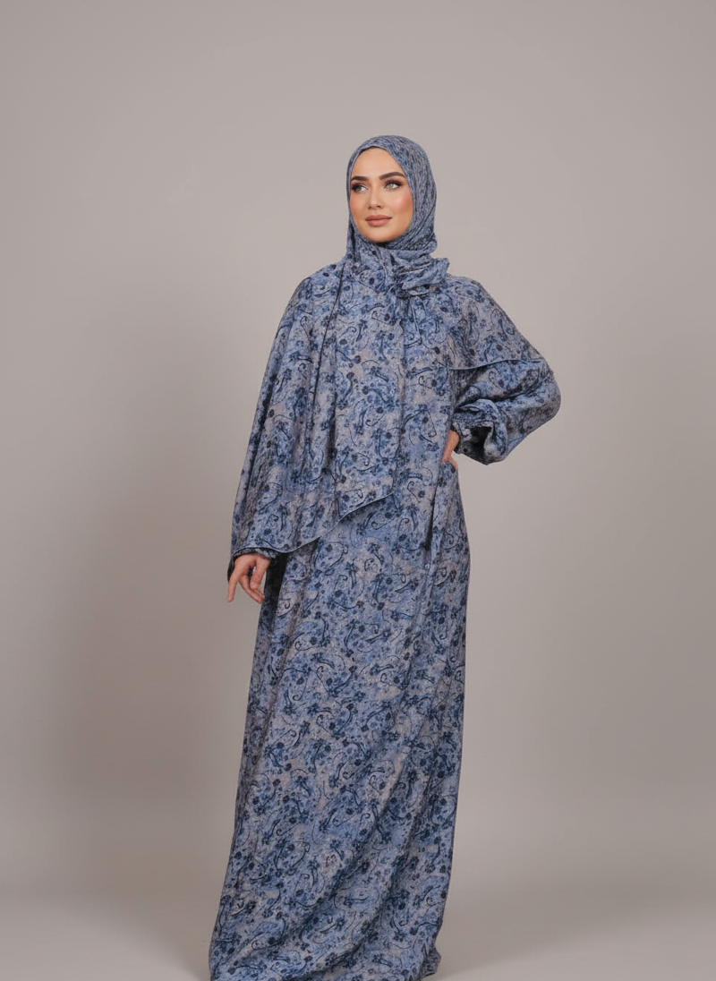 Kleid mit Schal