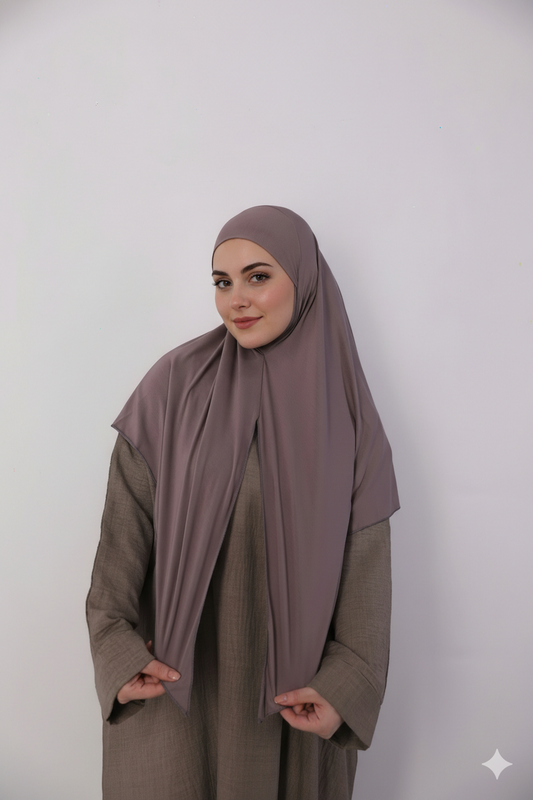 Hijab mit Schlitz